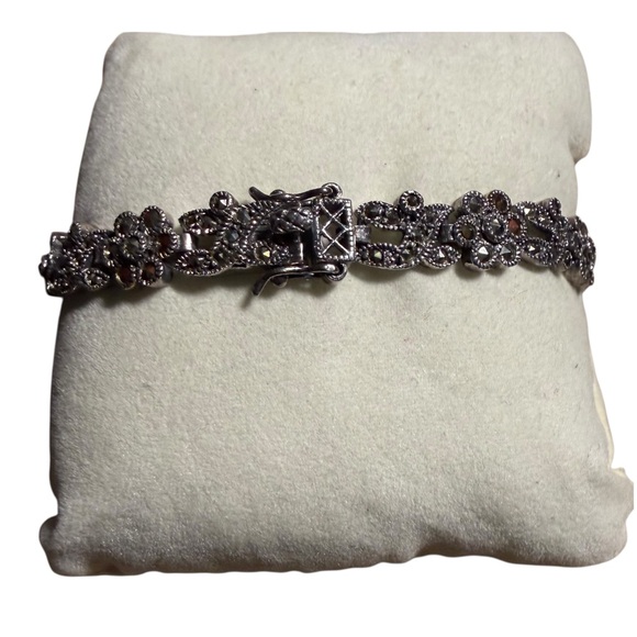 Vintage Sterling Silver Floral Marcasite 7” Bracelet - Picture 5 of 10